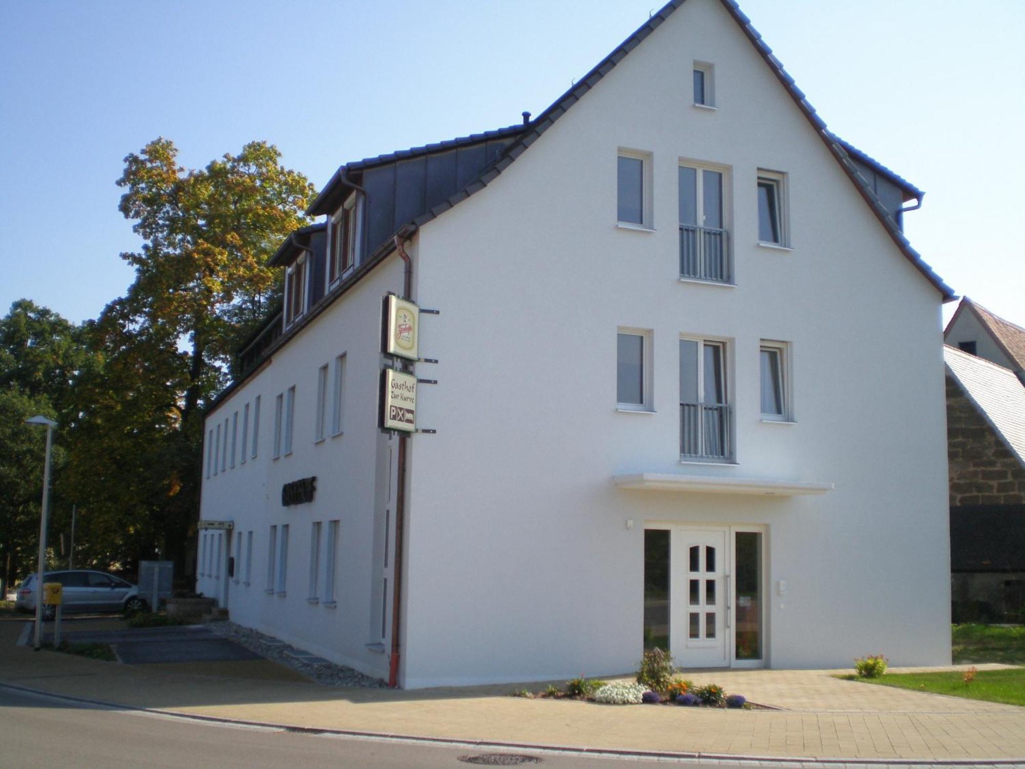 Gaestehaus Zur Kurve Цирндорф Экстерьер фото